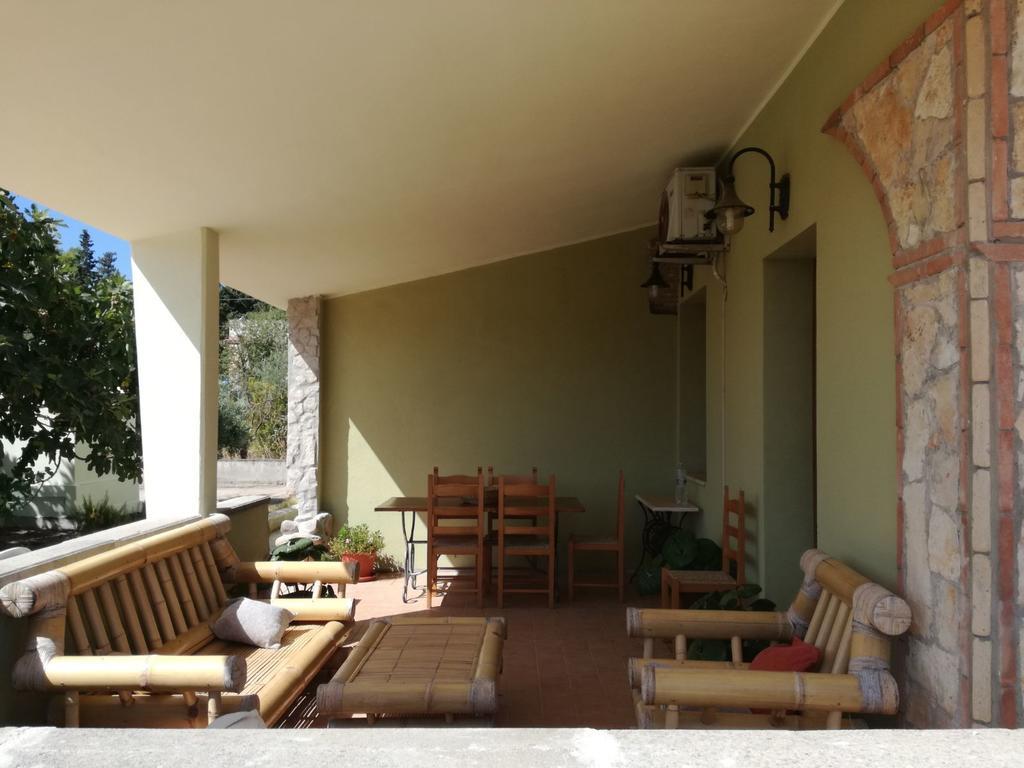Villa Renzo E Lucia Sant Isidoro  Екстериор снимка